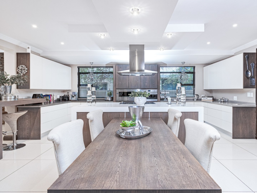 5 Bedroom Property for Sale in Pecanwood Estate North West